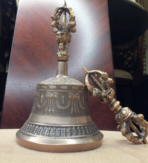 Tibetan Bell Medium Size 998-1000 Hertz